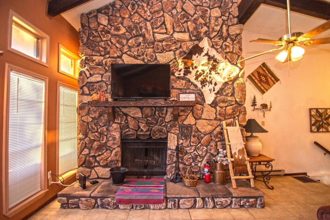 Huge Ruidoso Retreat With Game Room, Pool, 2 Balconies, 2 Kitchens - Sleeps 17! Eksteriør bilde